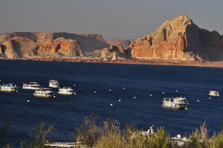 Lake Powell shoreline